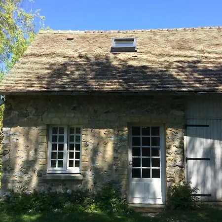 Bed and Breakfast La Chambree Des Colombes