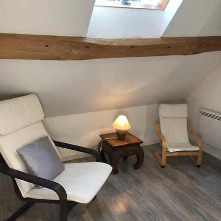 La Chambree Des Colombes